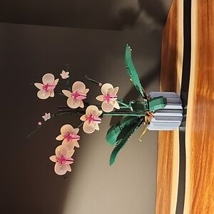 LEGO® Fully Assembled Orchid